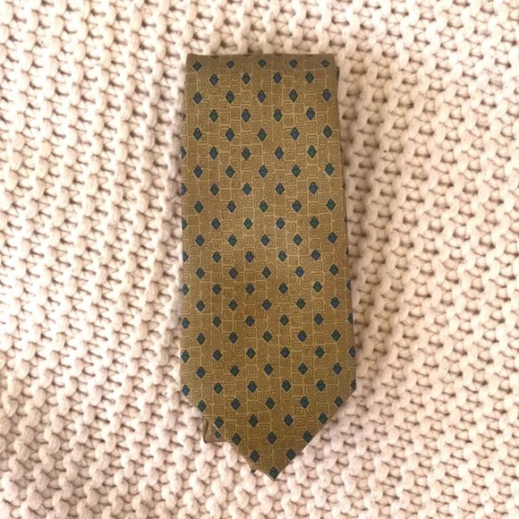 Loewe Luxury Designer Silk Patterned Tie - Picture 3 of 7